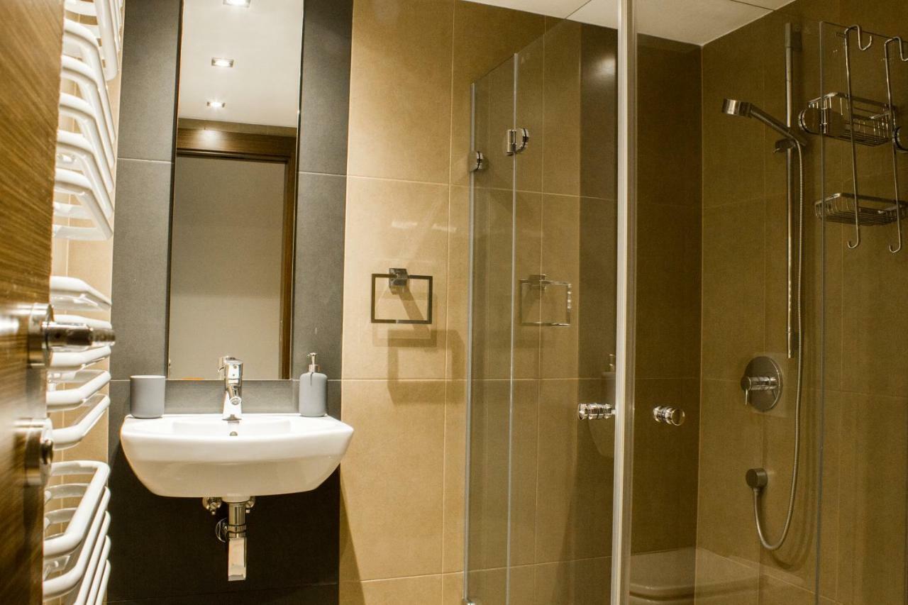 קרקוב Sauna Luxurious Apartment מראה חיצוני תמונה